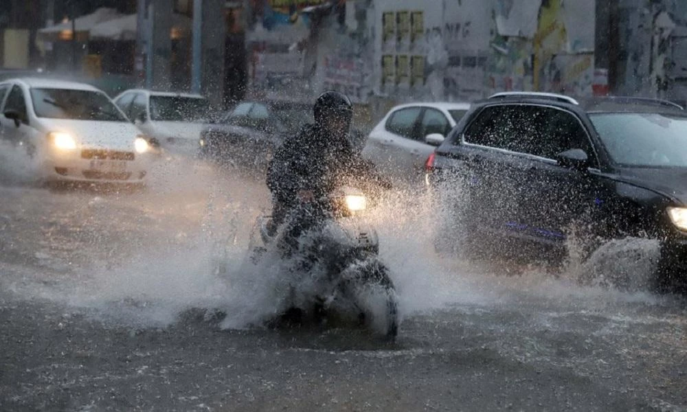 Κακοκαιρία: 217 κλήσεις έλαβε το Κέντρο Επιχειρήσεων της Πυροσβεστικής